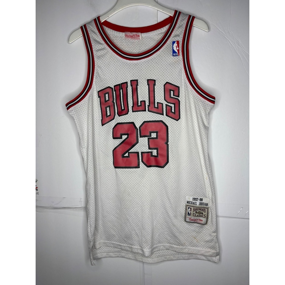 Mitchell & Ness Michael Jordan Chicago Bulls 1997-98 Jersey White Size 48 M